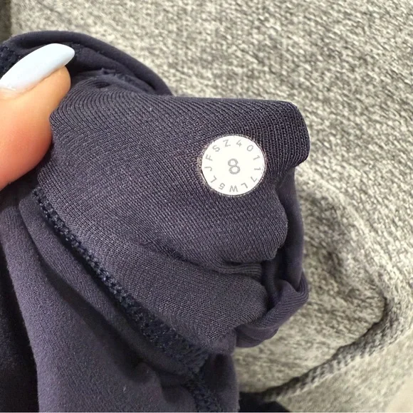 Lululemon Align Pant II in Greyvy 8 - Picture 7 of 7